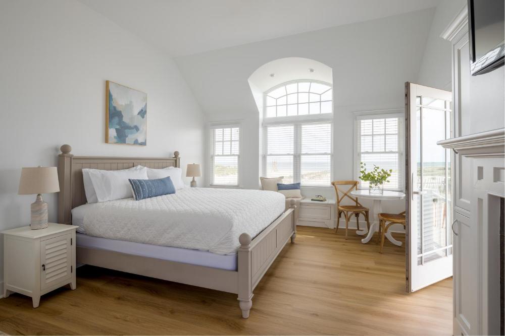 King Room with Ocean View interior